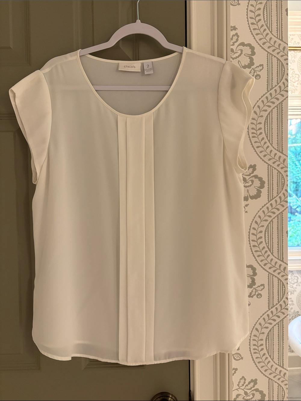 Chico's Ivory Pleated Flutter Sleeve Blouse